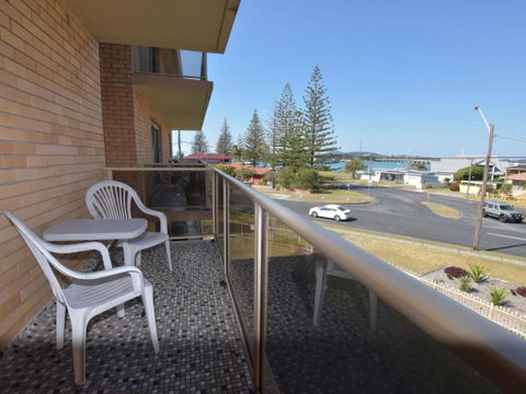 Anchorage 10 Water Views From Balcony - Nambucca Heads Accommodation 1