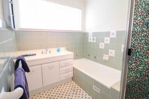 Coastal Horizons Beach House - Nambucca Heads Accommodation 1