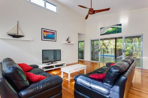 19 Satinwood Natures Retreat With A Bit Of Sandy Feet - Nambucca Heads Accommodation 5