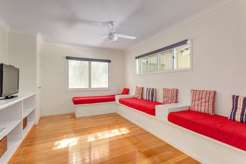 19 Satinwood Natures Retreat With A Bit Of Sandy Feet - Nambucca Heads Accommodation 3