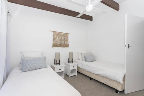 Mollymooks Tee To Sea 19 Buchan Street - Nambucca Heads Accommodation 5