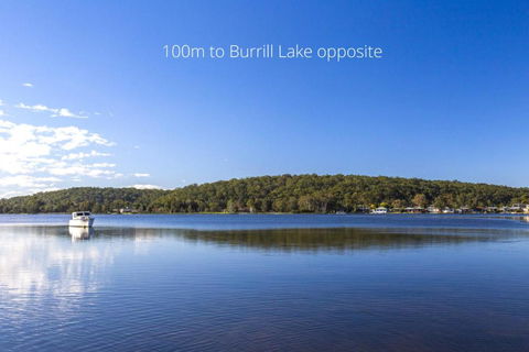 Elevated Views At Burrill Lake 17 Canberra Cres - Nambucca Heads Accommodation 1