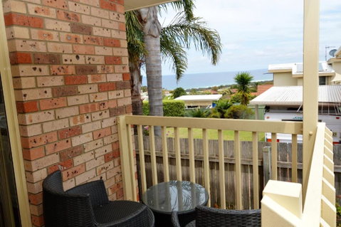 Telopea Cottage - Nambucca Heads Accommodation 5