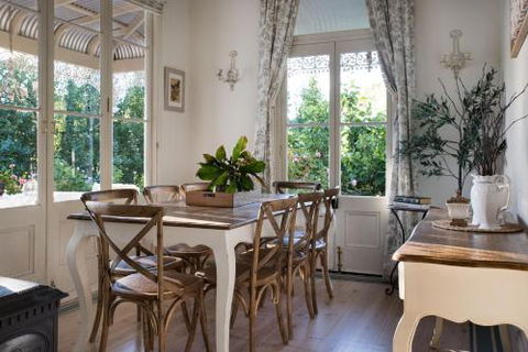 Lake Daylesford Country House - Nambucca Heads Accommodation 5