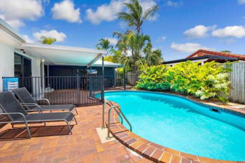Sunyata Beach House Rainbow Beach Beachside Escape With A Pool Pet Friendly & Wi Fi - Nambucca Heads Accommodation 0