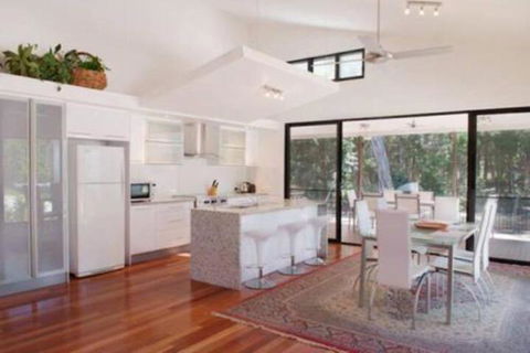 33 Esprit Drive Rainbow Shores Style Comfort & Relaxation Pets Welcome Pool - Nambucca Heads Accommodation 3