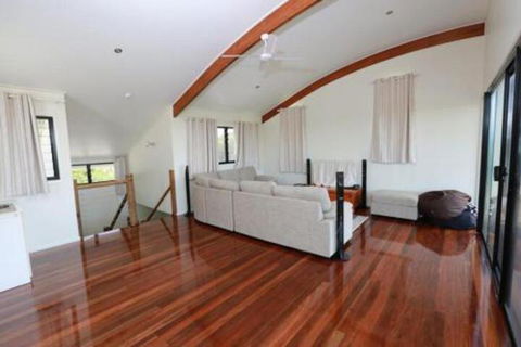 25 Naiad Court Rainbow Shores The Ultimate Beachside Executive Property Air Conditioned - Nambucca Heads Accommodation 3