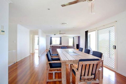 29 Cypress Avenue Rainbow Beach Close To The Beach With A Pool - Nambucca Heads Accommodation 6