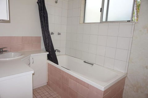 11 Bomburra Court Rainbow Beach Comfortable Beach House Plenty Of Boat Parking - Nambucca Heads Accommodation 1