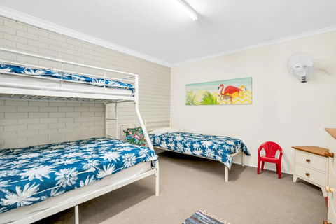 1 33 Tingira Close Rainbow Beach Gorgeous Ocean Views Swimming Pool Air Conditioning - Nambucca Heads Accommodation 2
