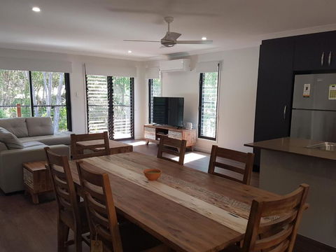 9 Ibis Court Pool Beach Volleyball Air Conditioning - Nambucca Heads Accommodation 6