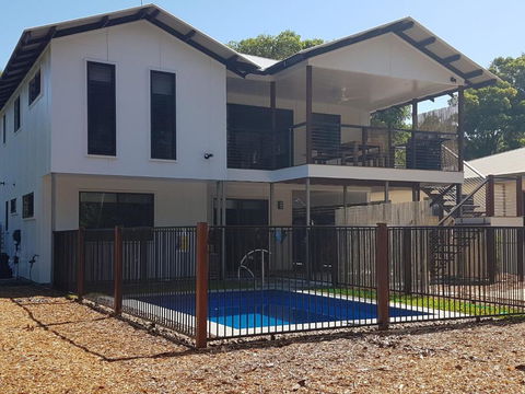 9 Ibis Court Pool Beach Volleyball Air Conditioning - Nambucca Heads Accommodation 2
