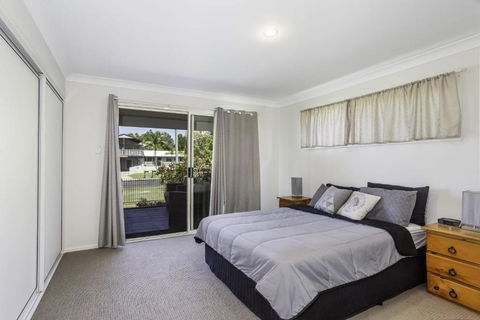 14 Zircon Street Centrally Located Family Home With Covered Deck Close To Patrolled Beach & Shops - Nambucca Heads Accommodation 1