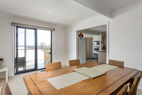 Sany Views - Nambucca Heads Accommodation 2