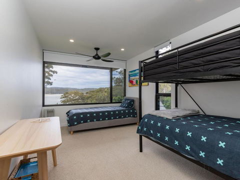 Seashells Lakeside Holiday Perfection - Nambucca Heads Accommodation 2
