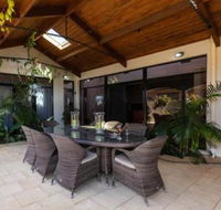 Maidstone Executive Residence - Nambucca Heads Accommodation