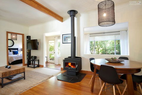 Stonewall Cottage & Studio - Nambucca Heads Accommodation 2