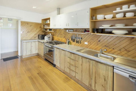 Windsong Pet Friendly Wifi & Close To Water - Nambucca Heads Accommodation 2