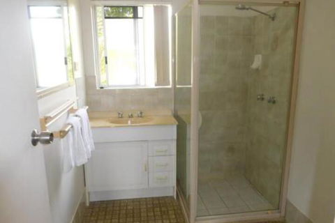 Bayshores Apartment Hervey Bay - Nambucca Heads Accommodation 6