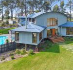 Tura Tree House - Nambucca Heads Accommodation