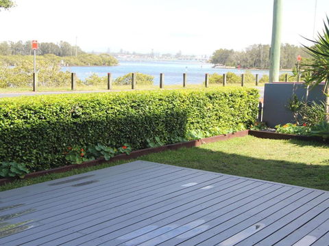 Reflections G01 On The Lake! - Nambucca Heads Accommodation 4