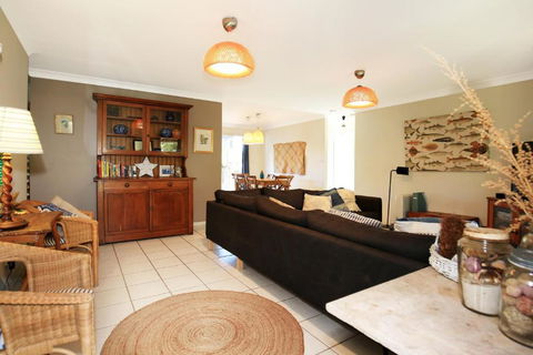 Innisfree Pet Friendly 2 Mins To Beach - Nambucca Heads Accommodation 5