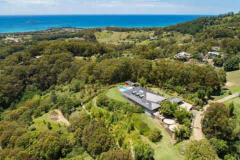 Mont Sapphire Luxury Estate - Nambucca Heads Accommodation 5