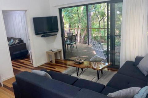 Bluewater 2 Rainbow Shores Walk To Beach Private & Stylish Beach Escape All On Level - Nambucca Heads Accommodation 2