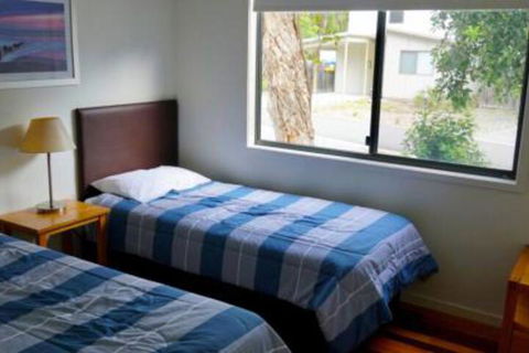 Bluewater 2 Rainbow Shores Walk To Beach Private & Stylish Beach Escape All On Level - Nambucca Heads Accommodation 3