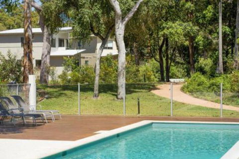 Bluewater 2 Rainbow Shores Walk To Beach Private & Stylish Beach Escape All On Level - Nambucca Heads Accommodation 5