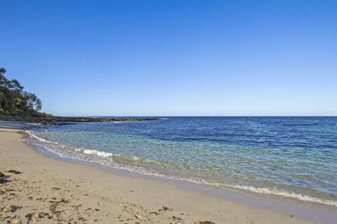 Clissold By Collers MOLLYMOOK - Nambucca Heads Accommodation 5