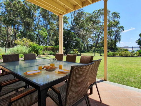 Pelican Beach House 2 Macleay Street - Nambucca Heads Accommodation 6