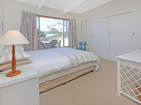 REST ASHORE At MOLLYMOOK - Nambucca Heads Accommodation 5