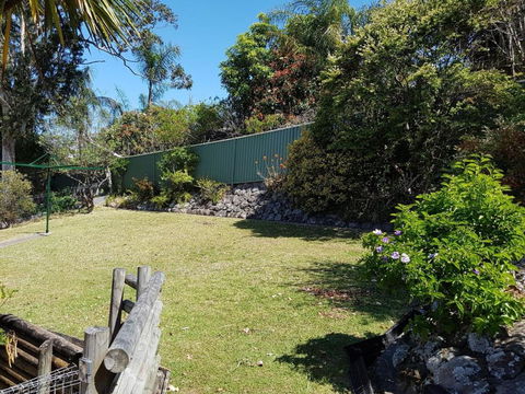 Seaview 48 MOLLYMOOK - Nambucca Heads Accommodation 2