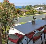Seaview 48 MOLLYMOOK - Nambucca Heads Accommodation