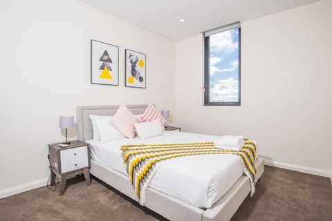 Refreshing 2bed2bath APT In Up&coming Liverpool - Nambucca Heads Accommodation 3