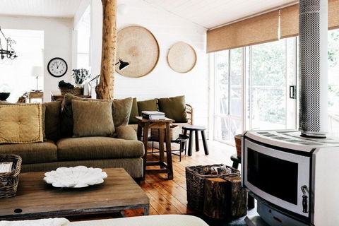 Braebrook Stunning Farm House! - Nambucca Heads Accommodation 2