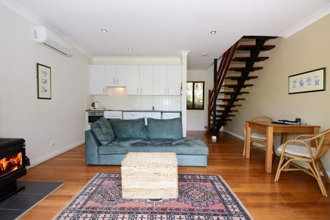 Cloudsong Chalet 3 Close To The Village Centre! - Nambucca Heads Accommodation 2