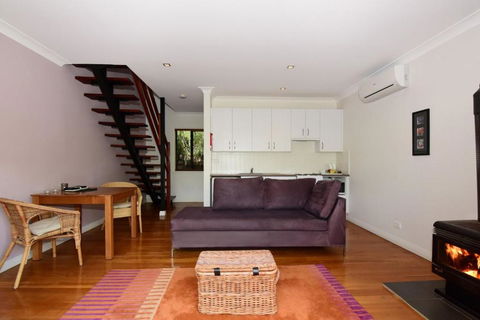 Cloudsong Chalet 2 Close To The Village Centre! - Nambucca Heads Accommodation 4