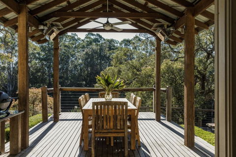 Equanimity Beautiful Character Filled House! - Nambucca Heads Accommodation 5