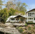 Equanimity Beautiful character filled house - Nambucca Heads Accommodation