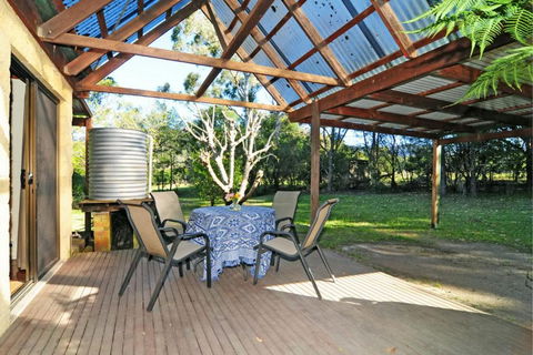 Sweet Gum Bend Delightful 2 Bedroom Cottage! - Nambucca Heads Accommodation 3