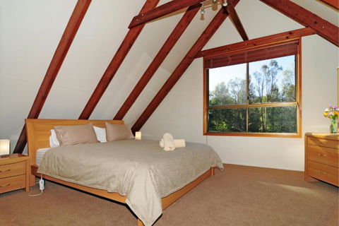 Sweet Gum Bend Delightful 2 Bedroom Cottage! - Nambucca Heads Accommodation 5