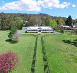 Rivermist Luxury 6 bedrooms  6 bathrooms - Nambucca Heads Accommodation