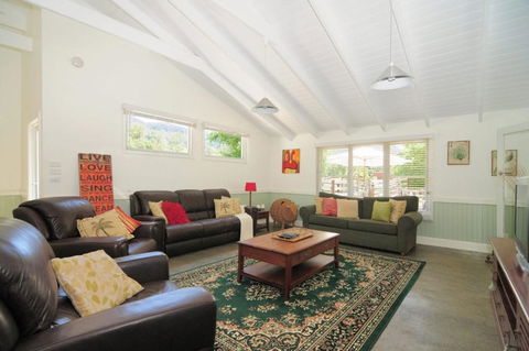 Spring Grove Dairy Picturesque Views! - Nambucca Heads Accommodation 3