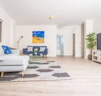 Convenient Rockdale Apartment Next To Station  Beach - Nambucca Heads Accommodation