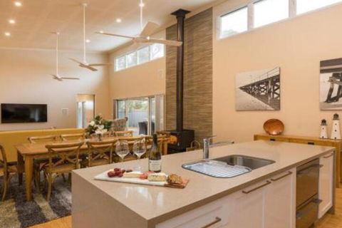 Callala Breeze Access To Indoor Community Pool - Nambucca Heads Accommodation 0