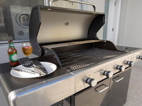 Catalina Brand New House - Nambucca Heads Accommodation 6