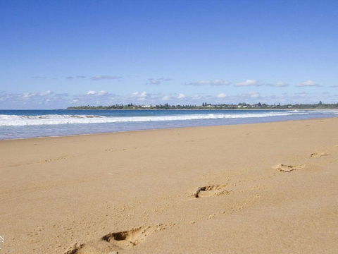 Dolphin Breeze Fully Fenced & Pet Friendly - Nambucca Heads Accommodation 2