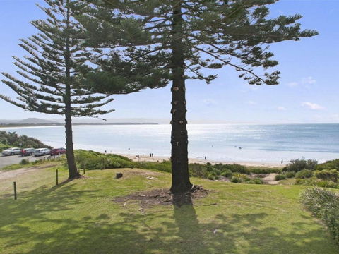 Dolphin Breeze Fully Fenced & Pet Friendly - Nambucca Heads Accommodation 6